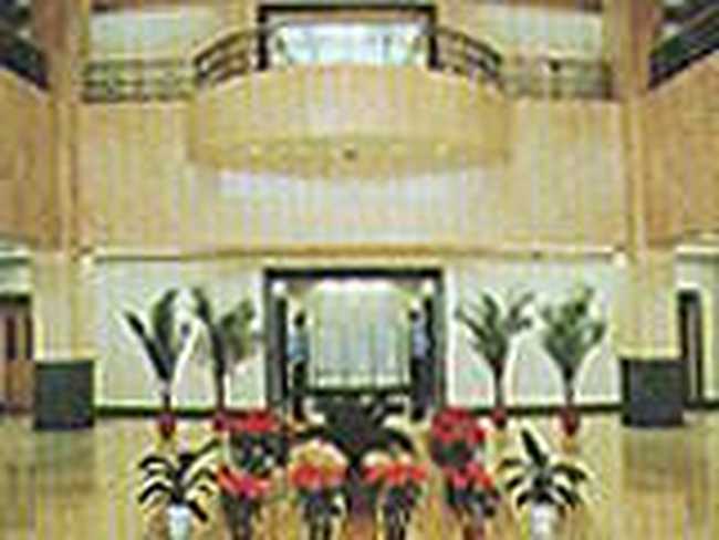 青岛中港大厦,图二