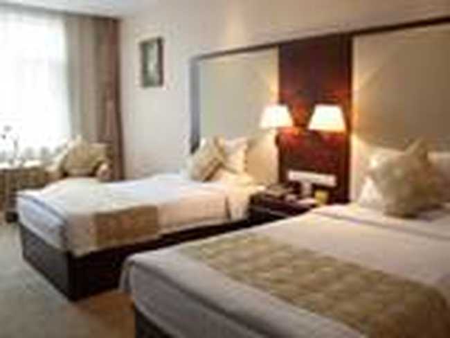 青岛秋临大酒店