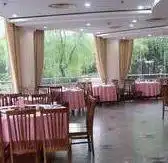 橄榄绿大酒店,图二