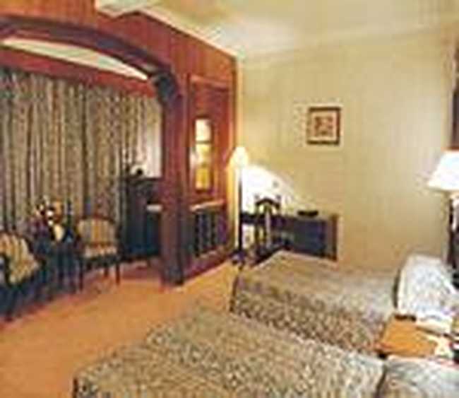 上海邮电大厦,图三