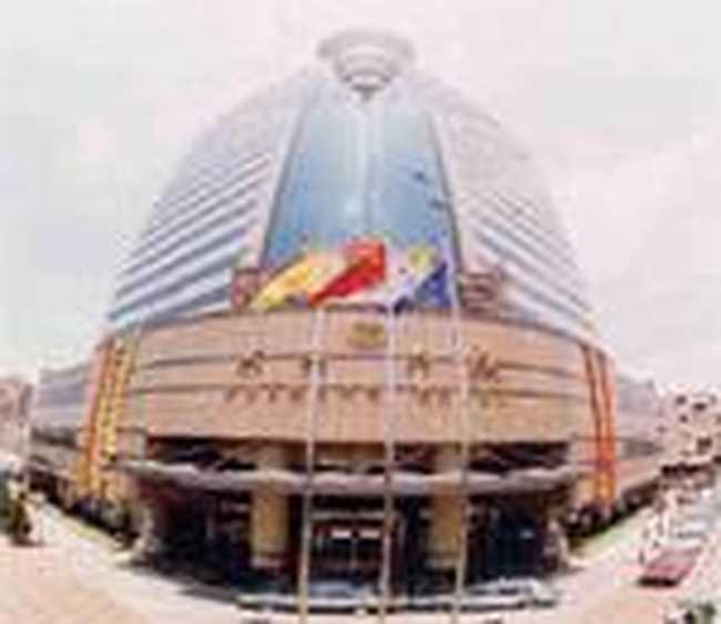 上海大众大厦,图一