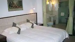 宁波莱莱商务酒店