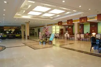 雄镇大酒店,图一