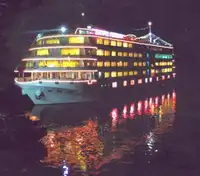 伯爵号豪华游轮