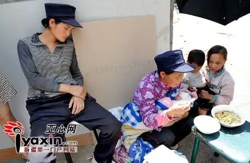 务工孕妇刚下火车腹部阵痛 在厕所产下女婴(图)