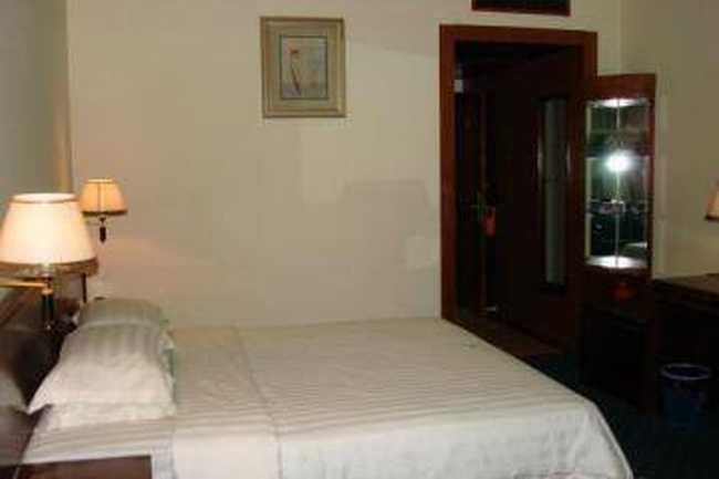 湛江录都大酒店