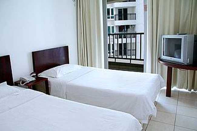 深圳好时光酒店公寓（华隆店）