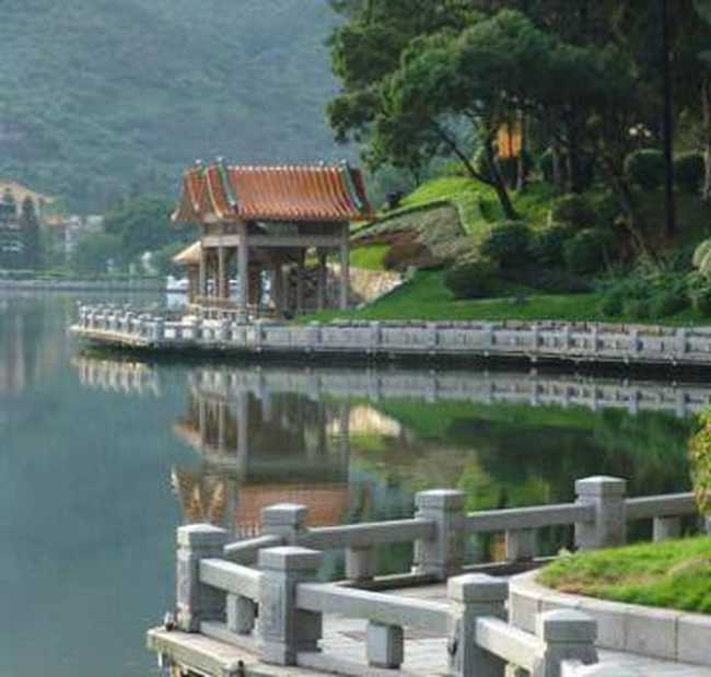 银湖旅游中心,图一