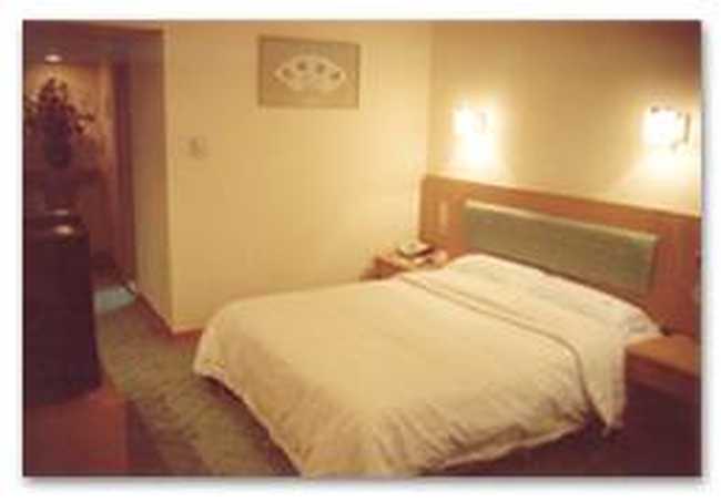 汕头华侨大厦,图二