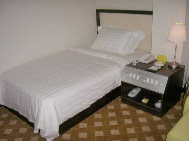 广州民航大酒店,图二