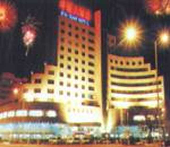 华冠大酒店,图一