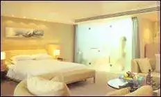 太阳之岛假日酒店