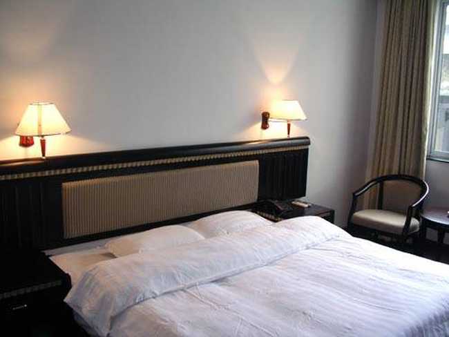 阳朔鸿泰假日酒店