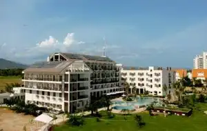 三亚力合度假养生中心