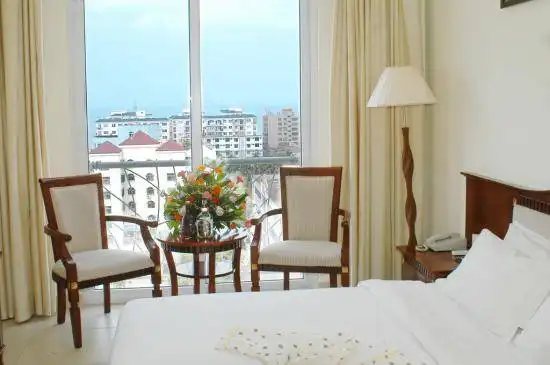 三亚豪威海景大酒店