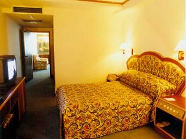 三亚长江大酒店,图二