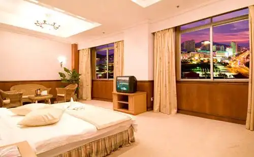 三亚海天大酒店