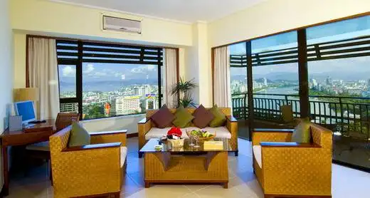 三亚鸿洲埃德瑞度假酒店