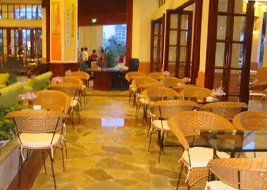 三亚金凤凰海景酒店