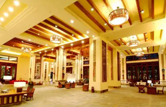 三亚鸿洲埃德瑞度假酒店