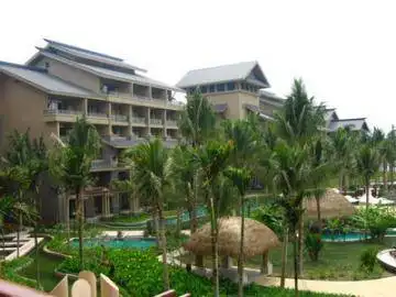 三亚金茂希尔顿大酒店