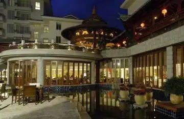 三亚华宇皇冠假日酒店