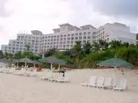 三亚亚龙湾假日酒店