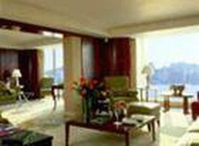 卓越大酒店,圖二