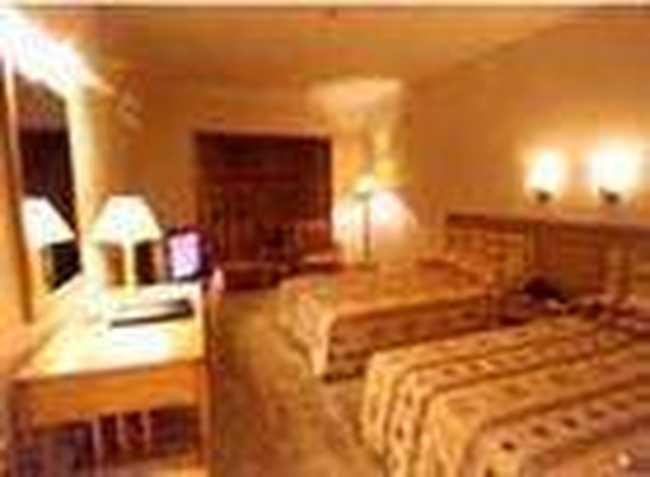 五洪山龙泉山庄,图二