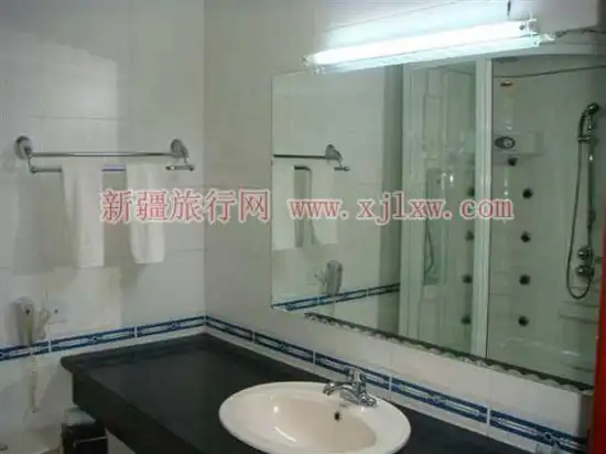 三星东楼浴室一角