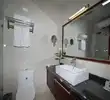 酒店卫生间