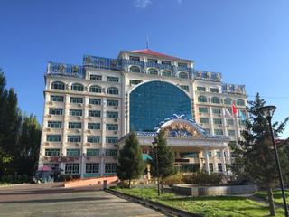 新疆阿勒泰布尔津神湖大酒店