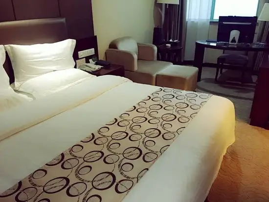 和田华豫国际酒店