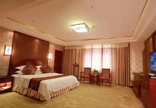 豪华大床房