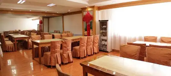 新疆乌鲁木齐市海天伊家酒店