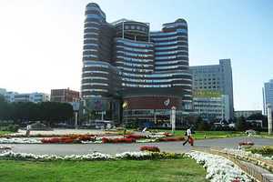 新疆烏魯木齊市火炬大廈