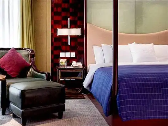 行政豪华大床房