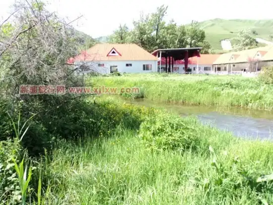 新源县那拉提草原假日酒店