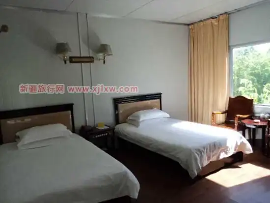 新源县那拉提草原假日酒店