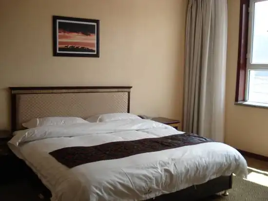 伊犁果子沟龙岭山庄