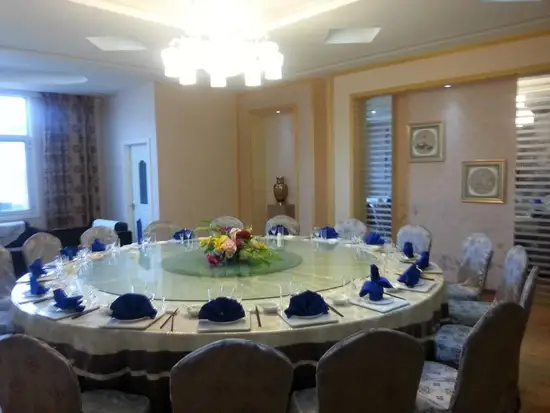 那拉提方圆草原大酒店