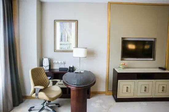 伊宁美景大酒店