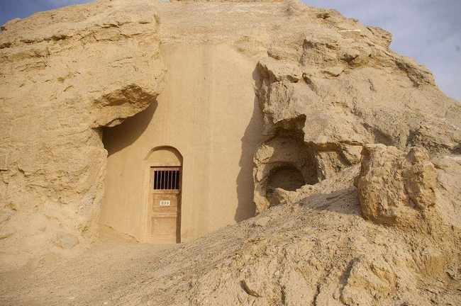 新疆阿克苏森木塞姆千佛洞,图二