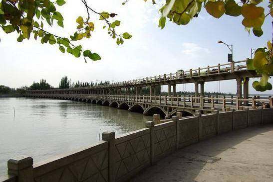 新疆阿克苏塔里木祥龙湖风景区,图三