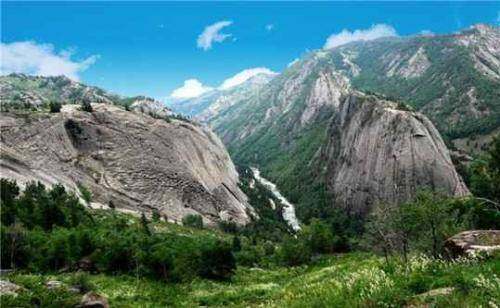 新疆阿勒泰额尔齐斯大峡谷景点介绍,图一