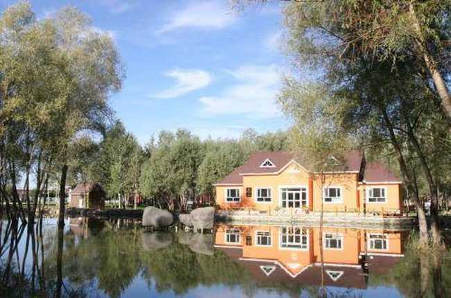 新疆阿勒泰哈巴河县双拥公园,图三