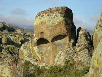 新疆阿勒泰哈巴河哈龙沟奇石景区,图五