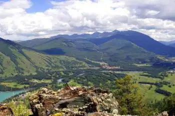 新疆阿勒泰喀纳斯观鱼亭,图五