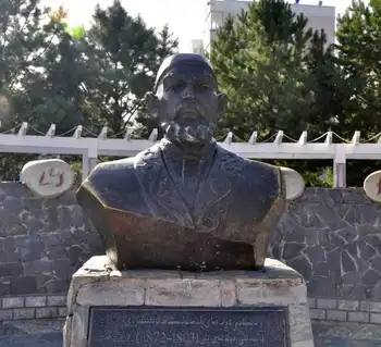 新疆阿勒泰白山布杜南拜墓,图二