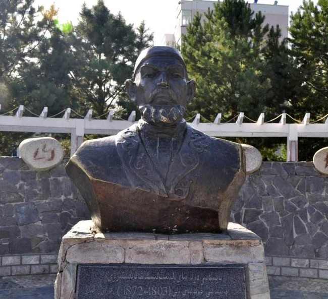 新疆阿勒泰白山布杜南拜墓,圖二